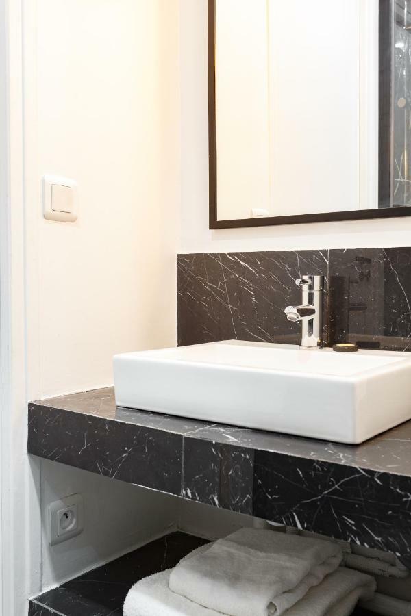 Habitat Parisien - Ponthieu Champs Elysees Kültér fotó